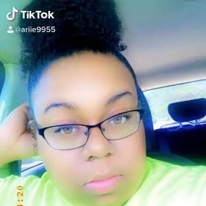 Meet your Posher, Arieanna